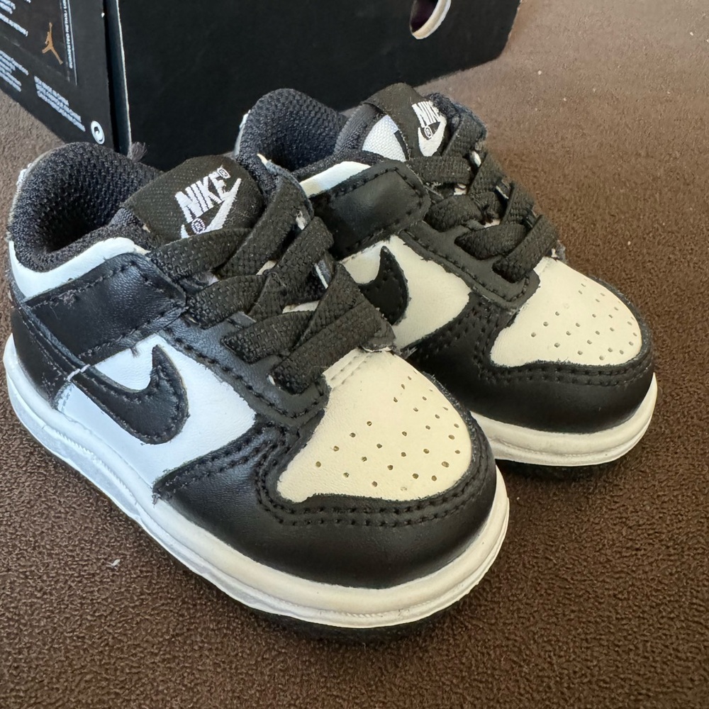 2c panda dunks